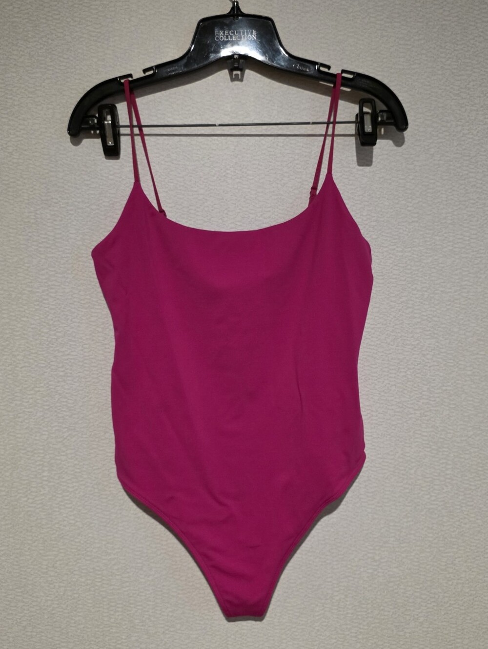 Babaton Hot Pink Bodysuit Large